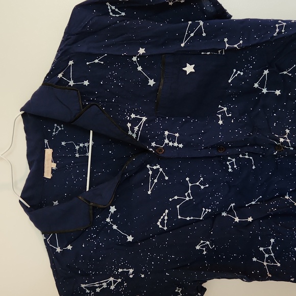Next to Nothing Medium crop blouse stars - Picture 2 of 8